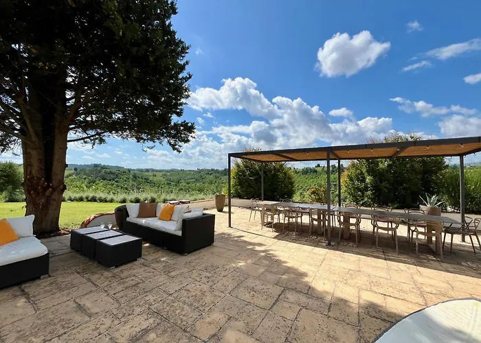 Tenuta Poggio Al Tufo Villa